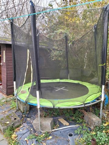 Trampoline 2,5m beschikbaar voor biedingen