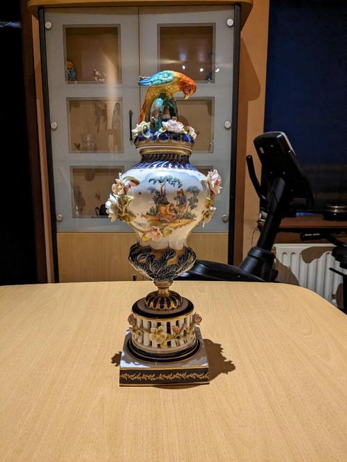 Porcelaine polychrome de Sèvres, Vase au perroquet, Antiquités & Art, Antiquités | Porcelaine, Enlèvement