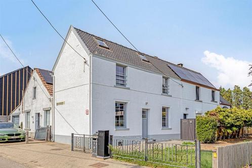 Huis te koop in Dilbeek, 2 slpks, Immo, Huizen en Appartementen te koop, Vrijstaande woning