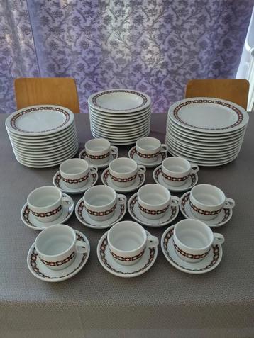 Vintage services van Thomas Rosenthal  beschikbaar voor biedingen