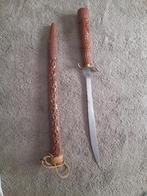 Sabre (dans son fourreau ouvragé en bois), Enlèvement