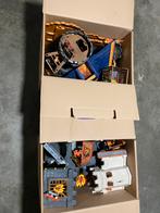 Lot van 2 dozen playmobil met 2 burchten, Kinderen en Baby's, Speelgoed | Playmobil, Ophalen, Zo goed als nieuw