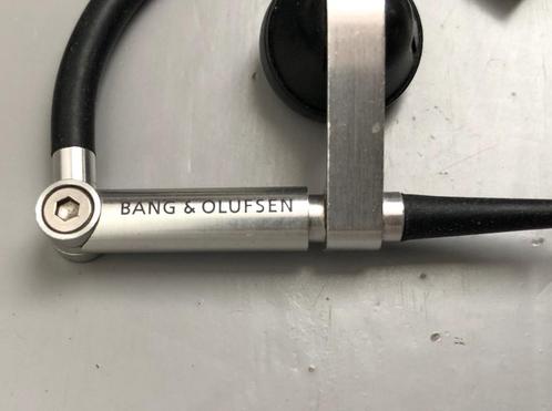Bang & Olufsen - Ear phones A8 (Bedrade Oordopjes), Telecommunicatie, Mobiele telefoons | Oordopjes, Gebruikt, In oorschelp (earbud)