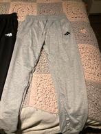 2 trainingsbroeken licht grijs en zwart maat S, Kleding | Heren, Sportkleding, Ophalen of Verzenden, Nieuw, Maat 46 (S) of kleiner
