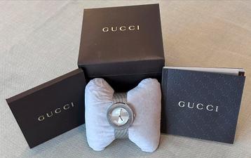Nieuw Gucci dameshorloge model 129.4 beschikbaar voor biedingen