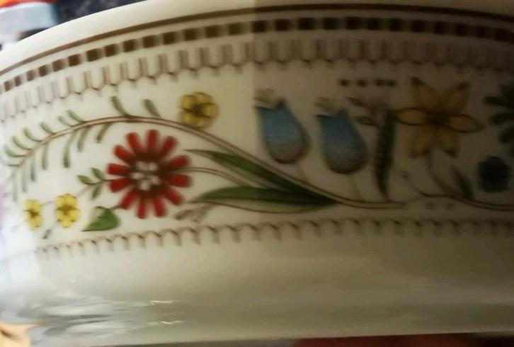 Shönwald Germany 9282 porselein vintage asbak bloemmotief, Verzamelen, Porselein, Kristal en Bestek, Zo goed als nieuw, Overige typen