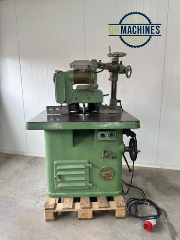 Kantelbare freesmachine beschikbaar voor biedingen