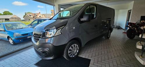Renault Trafic 1.6dci eu6 11/2017 3 zit 96.520km met garanti, Auto's, Bestelwagens en Lichte vracht, Particulier, ABS, Achteruitrijcamera