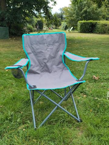 Tuinstoel beschikbaar voor biedingen