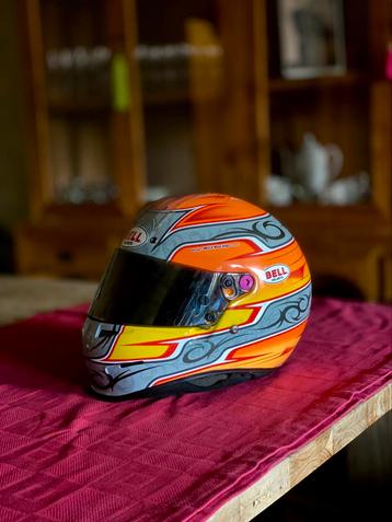 BELL RACING HELMET beschikbaar voor biedingen