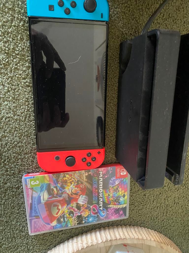 Nintendo switch + mario kart deluxe, Met 1 controller, Switch OLED, Ophalen, Gebruikt