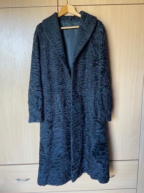 Echte Pelsmantel SWAKARA, Kleding | Dames, Jassen | Winter, Ophalen, Zo goed als nieuw, Maat 46/48 (XL) of groter, Zwart