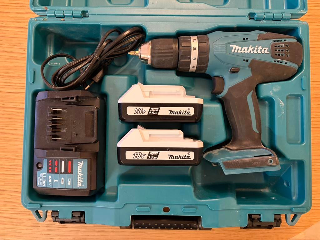 Perceuse visseuse à percussion - Makita HP457DWE, Enlèvement, Comme neuf, Perceuse