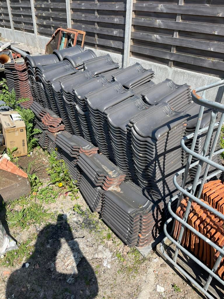 Pottelberg dakpannen, Enlèvement, Comme neuf, Noir, Tuiles