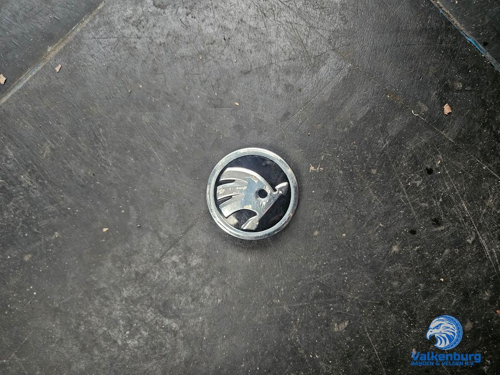 ORIGINELE Skoda naafkap naafdop zwart, Gebruikt, -, Verzenden, -