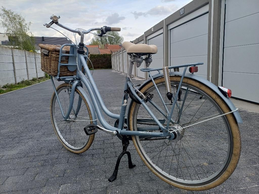 Mooie en goed onderhouden stadsfiets frappé lichtblauw, Ophalen, Zo goed als nieuw