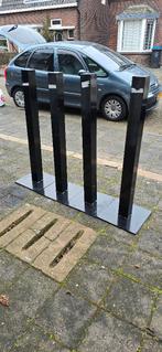 Te koop aangeboden vier palen statieven bijna nieuw., Doe-het-zelf en Bouw, Ophalen of Verzenden, Nieuw