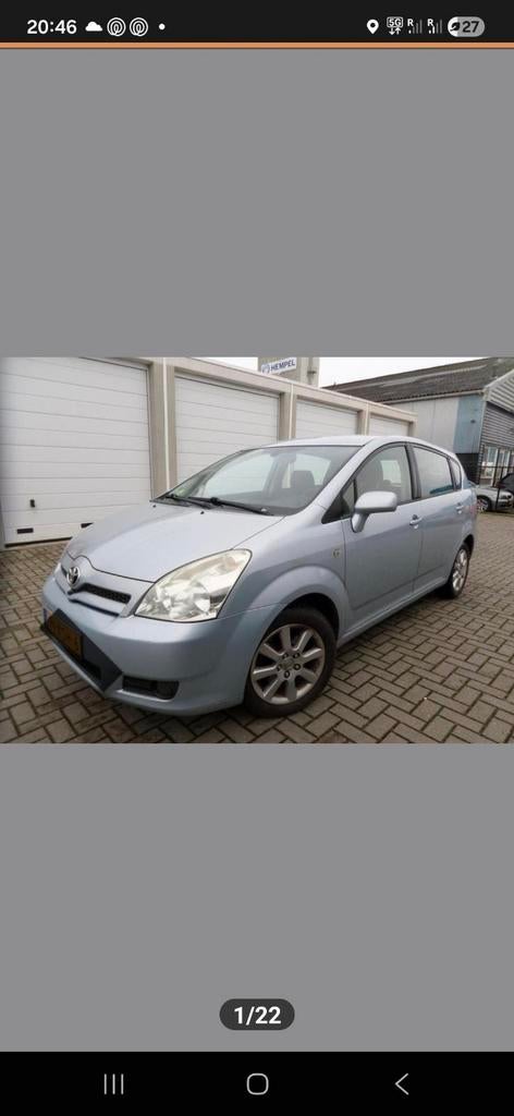 Je vends Toyota corolla verso boîte automatique année 2006