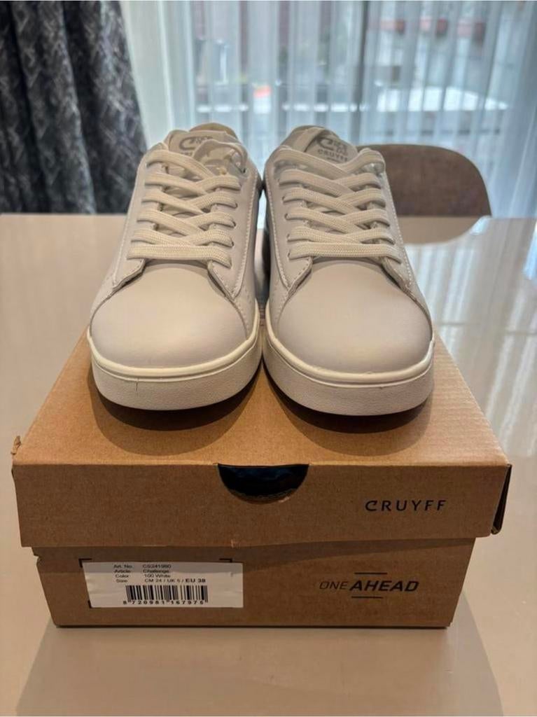 Dames cruyff challenge white sneakers nieuw, Kleding | Dames, Ophalen, Wit, Nieuw, Sneakers
