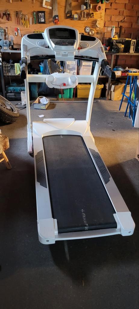 Loopband flow fitness runner dtm1000, Sports & Fitness, Appareils de fitness, Tapis roulant, Enlèvement