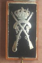 Prix de tir belge massif en étui du graveur estampeur Fisch, Envoi, Armée de terre, Ruban, Médaille ou Ailes