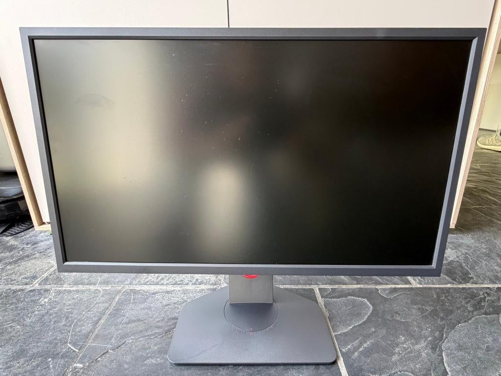 BenQ Zowie XL2546K (240 Hz), Minder dan 1 ms, 201 Hz of meer, In hoogte verstelbaar, TN
