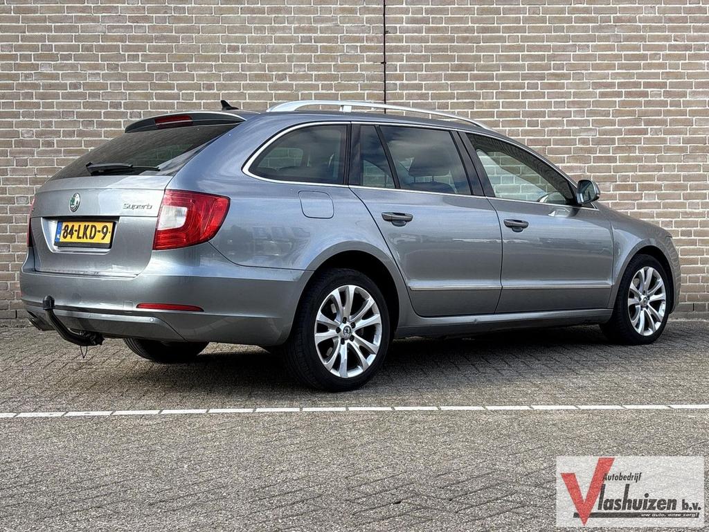 Skoda Superb Combi 1.8 TSI Ambition Business Line | Climate, Bedrijf, Grijs, Parkeersensor, 171 g/km
