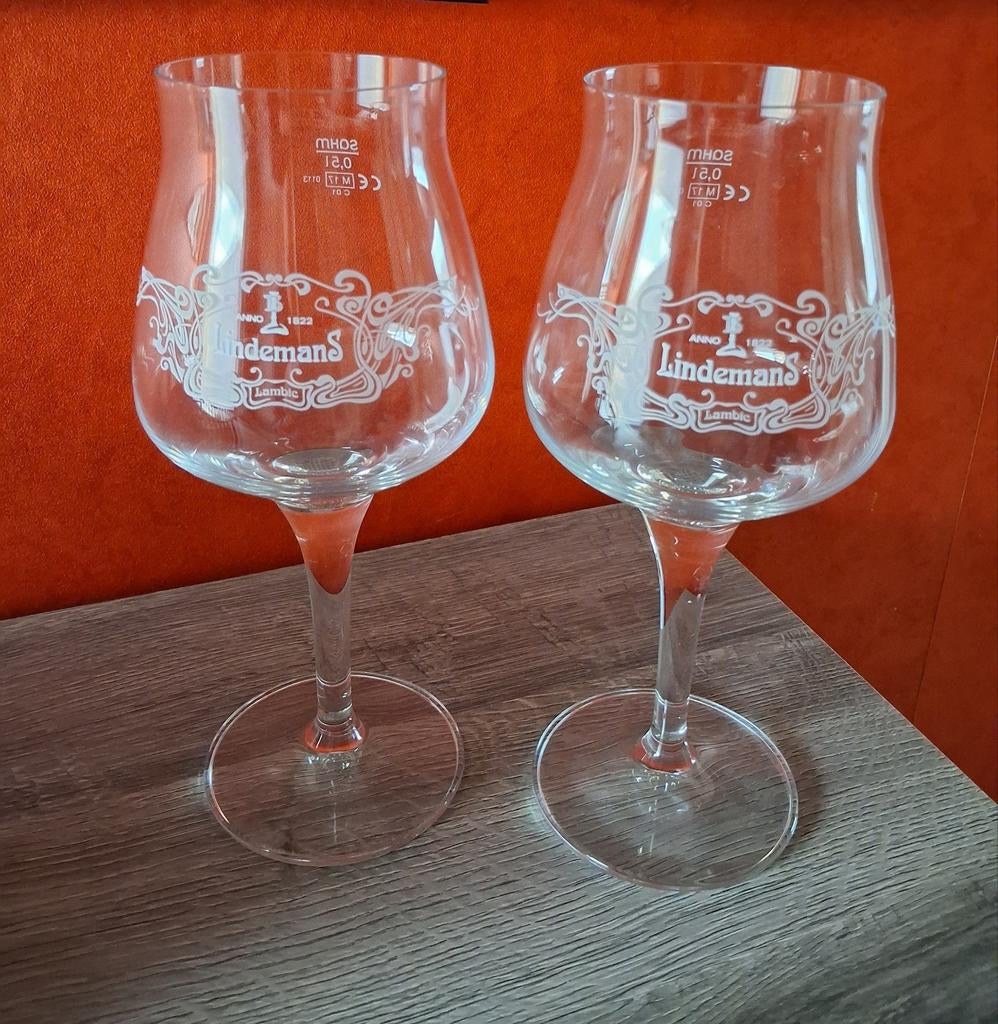 Te koop 2 Lindemans glazen nieuw., Verzamelen, Glas en Drinkglazen, Ophalen
