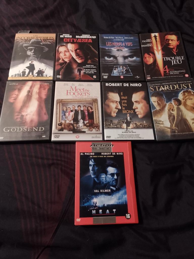 A vendre en DVD 9 films Robert De Niro, À partir de 9 ans, Enlèvement ou Envoi, Comme neuf, Mafia et Policiers