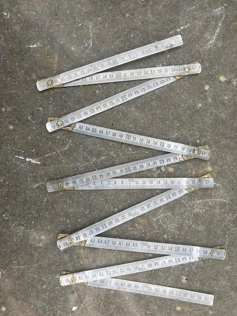 OUDE PLOOIMETER DURALUMIN DUIMSTOK, Doe-het-zelf en Bouw, Meetapparatuur, Ophalen of Verzenden, Gebruikt, Afstand