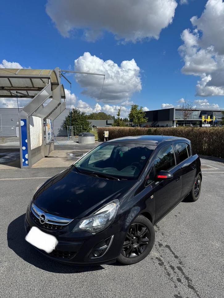 Opel Corsa 2012 - 1.4 Essence, Autos, Opel, Particulier, Corsa, Essence, Euro 5, 5 portes, Boîte manuelle, Noir, Noir, Alcantara