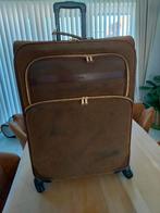 Reiskoffers, Handtassen en Accessoires, Koffers, Ophalen, Overige materialen, Wieltjes, Zo goed als nieuw