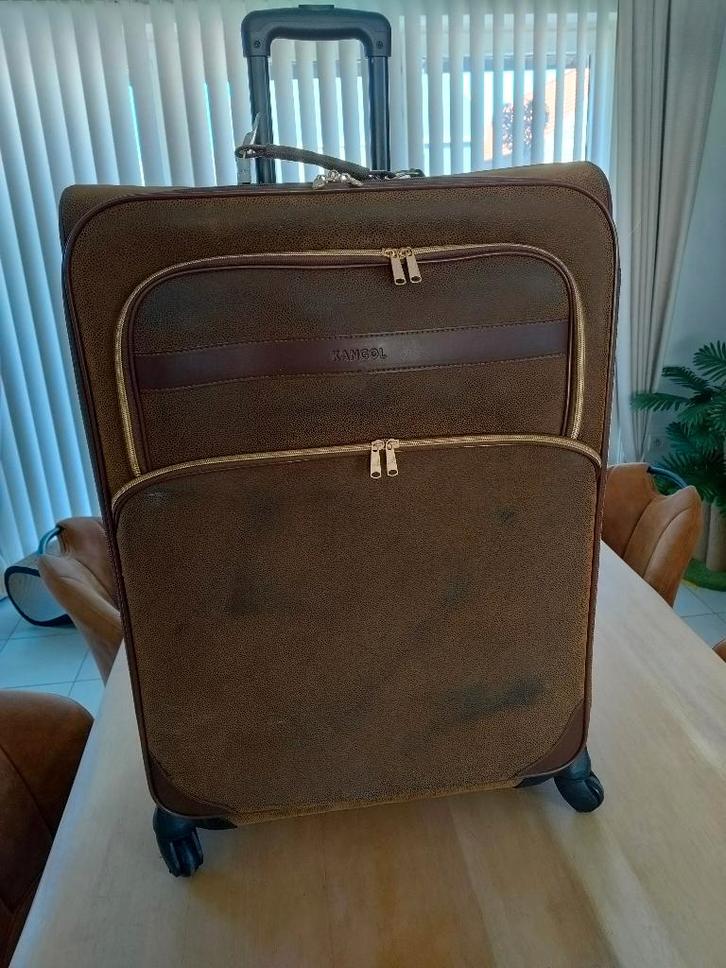 Reiskoffers, Handtassen en Accessoires, Koffers, Zo goed als nieuw, Overige materialen, 70 cm of meer, Minder dan 35 cm, Uitschuifbare handgreep