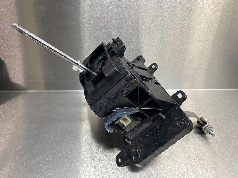 AUTOMAAT POOK ABS Lexus IS C (E2) (|3352153050|), Gebruikt, Lexus