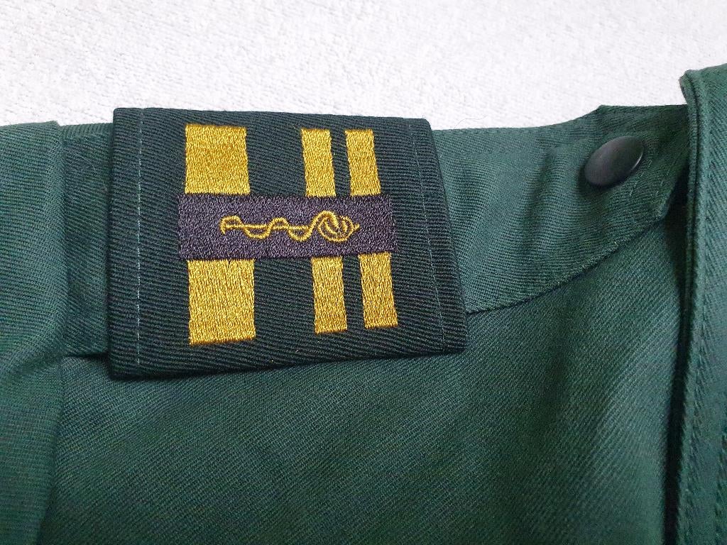 Lekker warme sportieve jas Lt kolonel medisch component ABL, Collections, Objets militaires | Général, Enlèvement ou Envoi