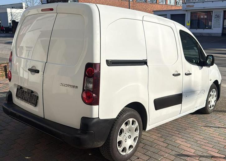 Peugeot Partner 1.6HDI Bwj 2013 Euro5 Airco Pdc 3Zit Gekeurd, Autos, Camionnettes & Utilitaires, Particulier, ABS, Airbags, Air conditionné