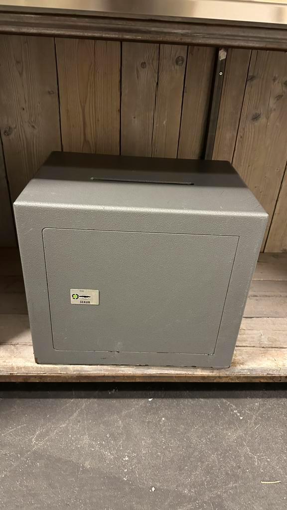 Brandwerende deposit kluis SEKUR – horeca / winkel kluis, Huis en Inrichting, Kasten | Lockerkasten, Gebruikt, Ophalen