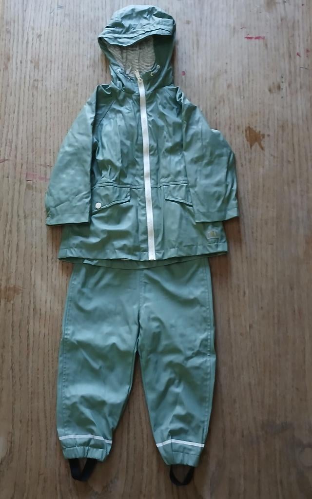 Zara regenset maat 98 – salie groen | jas + tuinbroek, Gebruikt, Ophalen of Verzenden, Zara, Jongen