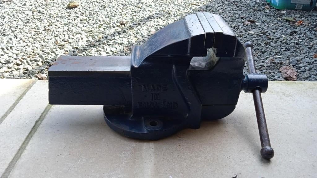 Bankschroef RECORD N4, Doe-het-zelf en Bouw, Ophalen, Zo goed als nieuw