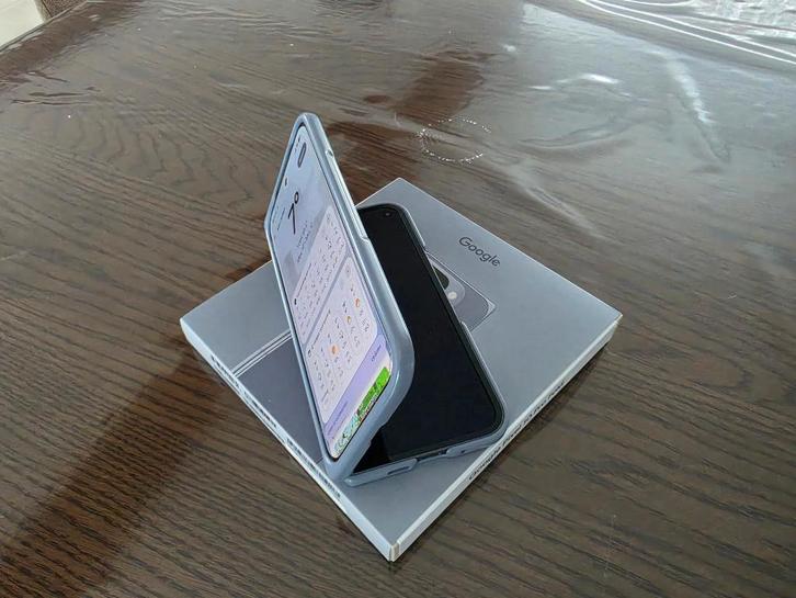 Google Pixel 10 PRO Fold 512Go Moonstone + Pixelsnap cover, Télécoms, Téléphonie mobile | Marques Autre, Neuf, Sans abonnement