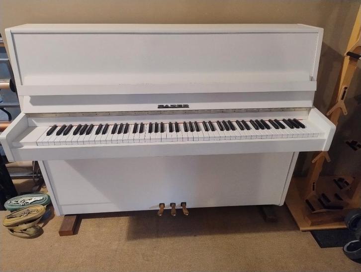 Witte piano Fazer, Muziek en Instrumenten, Piano's, Gebruikt, Piano, Wit, Verzenden