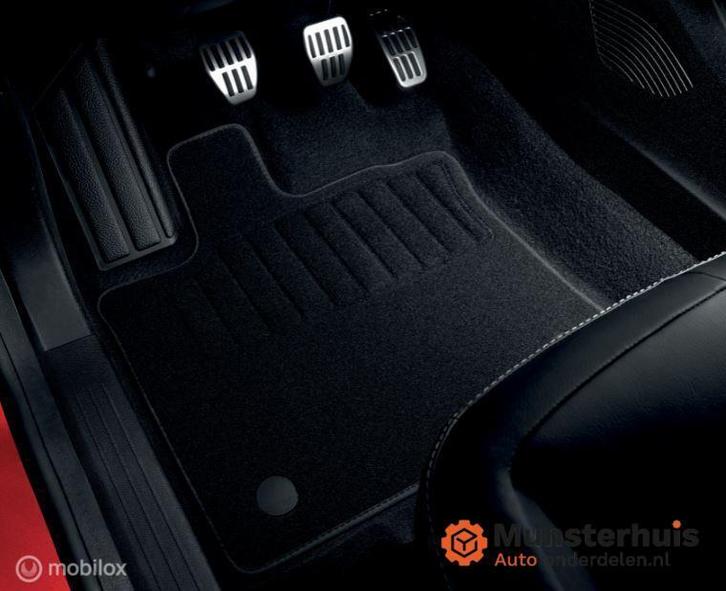 Mattenset origineel Renault Captur II R8201711343, Auto-onderdelen, Interieur en Bekleding, Renault, Nieuw, Ophalen of Verzenden