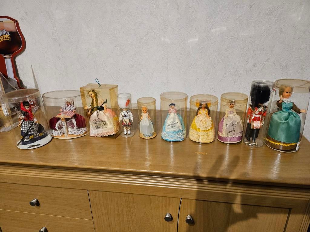 Volkspoppen, Verzamelen, Poppenhuizen en Toebehoren, Ophalen of Verzenden