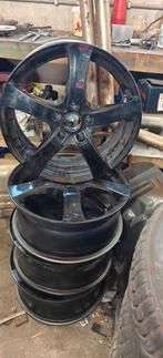 Set de jantes Dezent 17pouces 5x112, Autos : Divers, Arbres de jante, Enlèvement