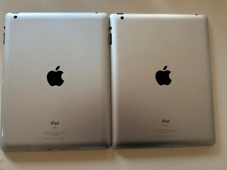 lot de 2 iPad, Informatique & Logiciels, Apple iPad Tablettes, Utilisé, Apple iPad, Wi-Fi, 11 pouces, 32 GB, Gris, Enlèvement ou Envoi