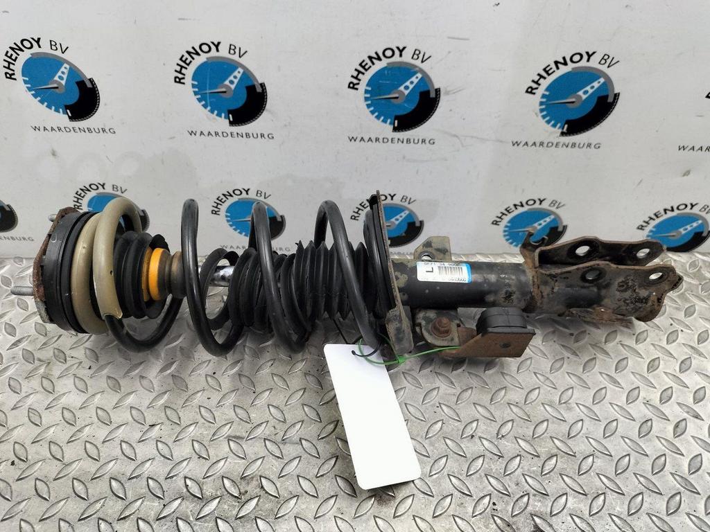 MAZDA 2 1.3 S-VT Olympia Sport VEERPOOT / SCHOKBREKER LV 200, Enlèvement ou Envoi, Utilisé, Stiba membre