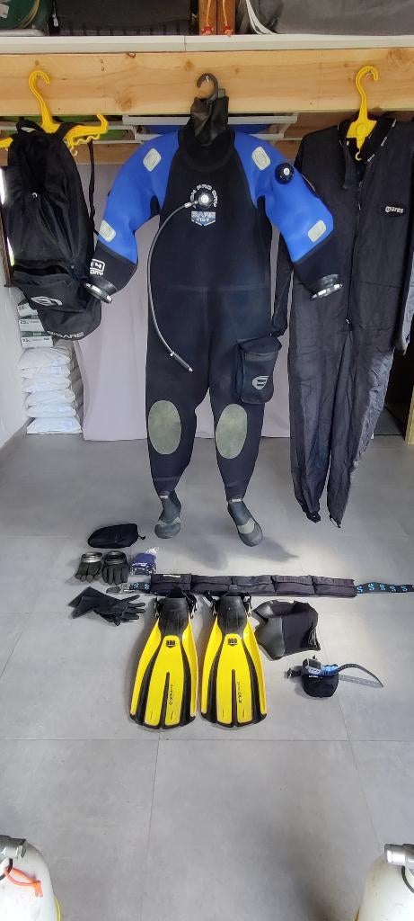 Équipement de plongée en kits à vendre, Sports nautiques & Bateaux, Plongée, Utilisé, Autres types, Enlèvement