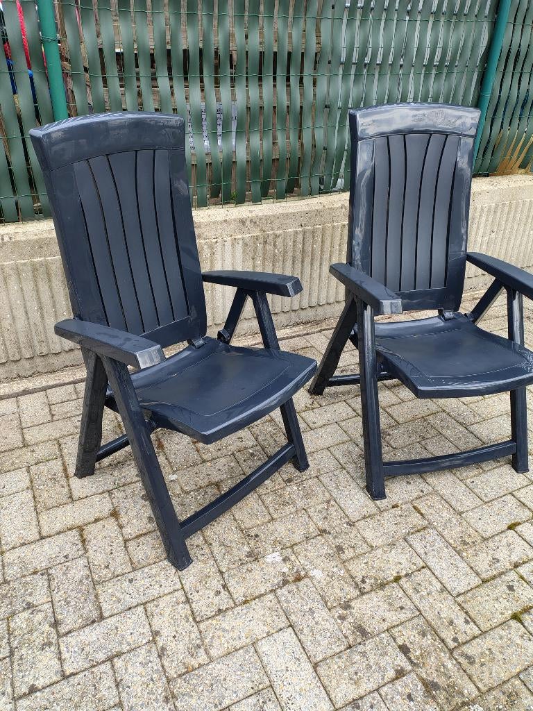 2 blauwe plastic stoelen, Jardin & Terrasse, Chaises de jardin, Utilisé, Plastique, Pliant, Enlèvement
