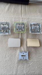 2 housses Niko et 3 interrupteurs, Bricolage & Construction, Enlèvement ou Envoi, Utilisé