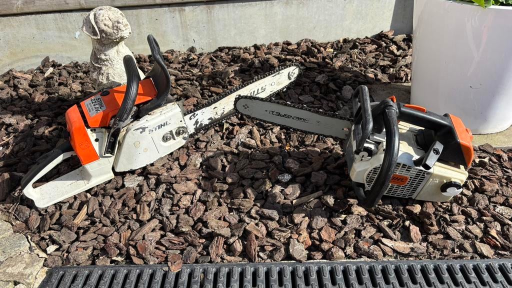 Scie à chaîne Stihl 2 pièces, Bricolage & Construction, Enlèvement, Utilisé, Tronçonneuse